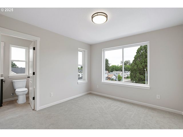 4636 Se 2ND St, Gresham, OR 97080