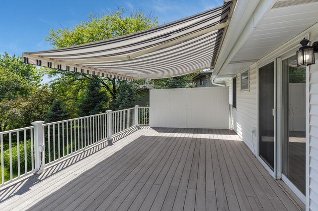 2422 Oak Street, White Bear Lake, MN 55110