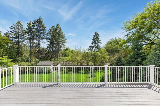 2422 Oak Street, White Bear Lake, MN 55110