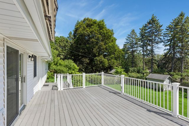 2422 Oak Street, White Bear Lake, MN 55110