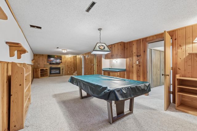 2422 Oak Street, White Bear Lake, MN 55110
