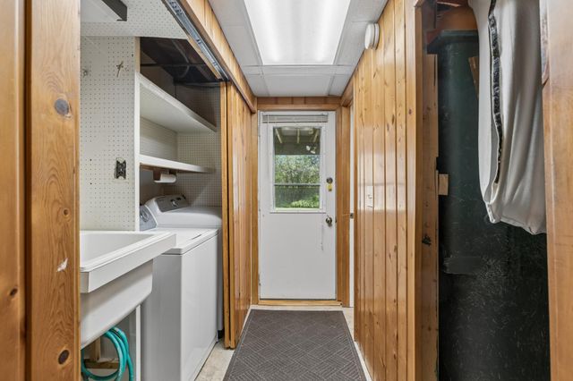 2422 Oak Street, White Bear Lake, MN 55110