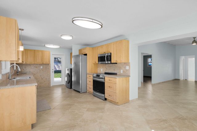 251 Azalea Street, Plantation Key, FL 33070