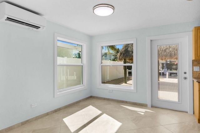 251 Azalea Street, Plantation Key, FL 33070