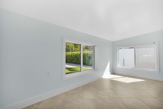 251 Azalea Street, Plantation Key, FL 33070