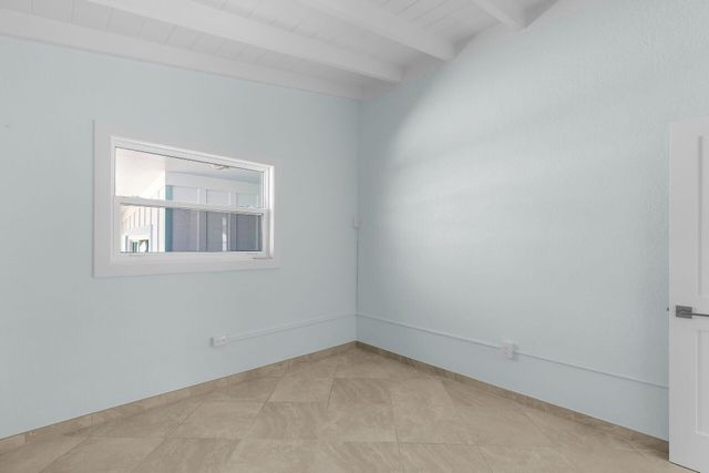 251 Azalea Street, Plantation Key, FL 33070