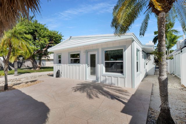 251 Azalea Street, Plantation Key, FL 33070