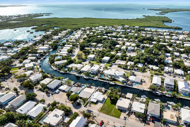 251 Azalea Street, Plantation Key, FL 33070