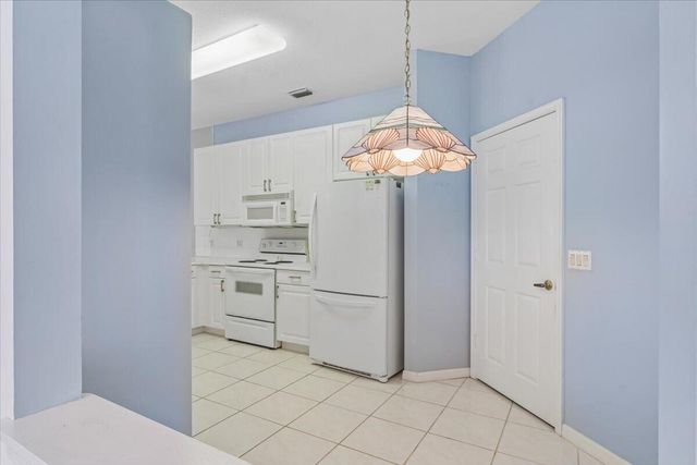 870 NW Sorrento Lane, Port St. Lucie, Port St Lucie, FL 34986