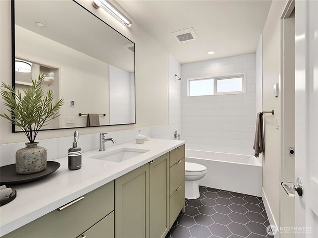 1413 A N 48th Street, Seattle, WA 98103