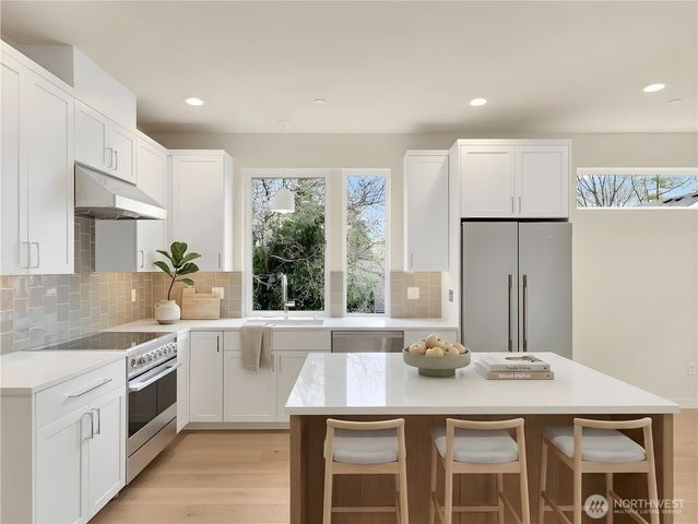 1413 A N 48th Street, Seattle, WA 98103