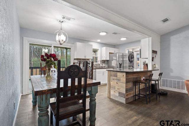 1452 Tanglewood W, Hideaway, TX 75771