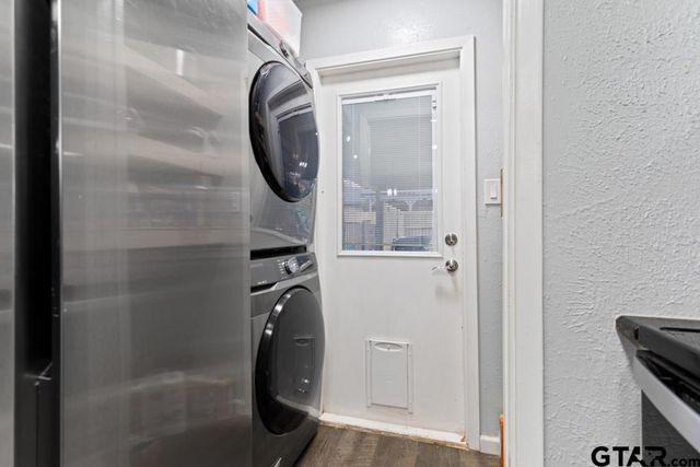 1452 Tanglewood W, Hideaway, TX 75771