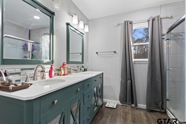 1452 Tanglewood W, Hideaway, TX 75771