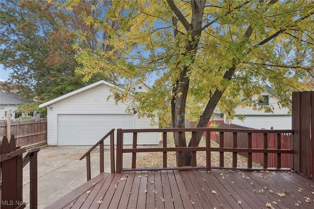 2302 Saratoga Avenue, Cleveland, OH 44109