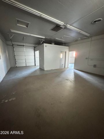 17648 N 32ND Street, Phoenix, AZ 85032