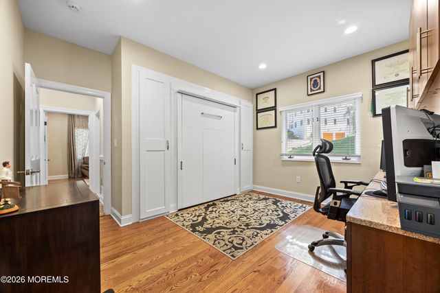 6 Jayhawk Way, Holmdel, NJ 07733