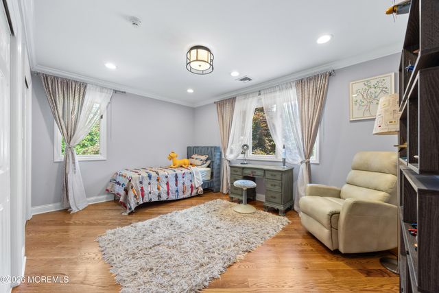6 Jayhawk Way, Holmdel, NJ 07733