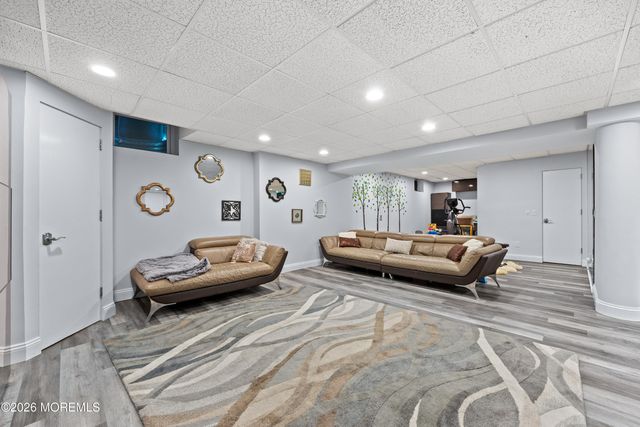 6 Jayhawk Way, Holmdel, NJ 07733