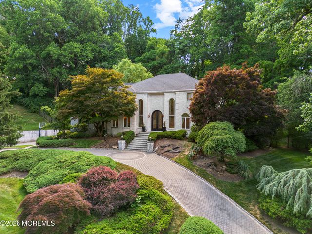 6 Jayhawk Way, Holmdel, NJ 07733