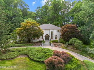 6 Jayhawk Way, Holmdel, NJ 07733