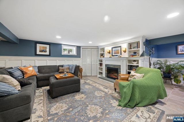 3 Bellevue Avenue, Bloomfield, NJ 07003