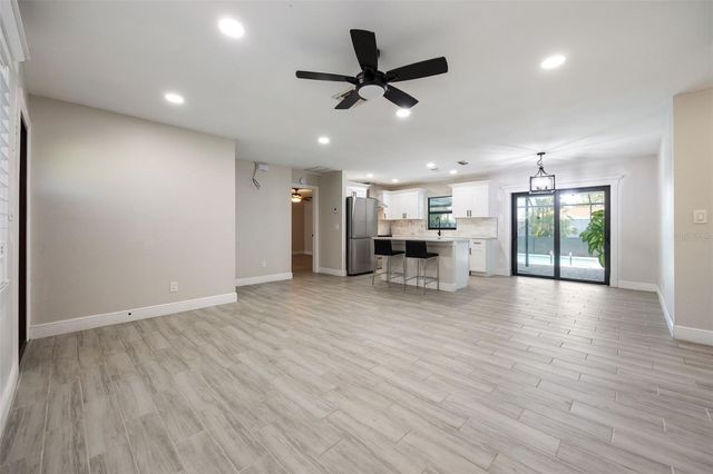 1432 SE 11TH STREET, Cape Coral, FL 33990