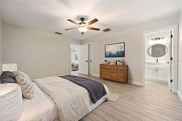 1432 SE 11TH STREET, Cape Coral, FL 33990