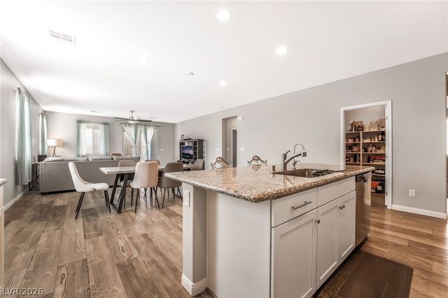 9125 Deer Grove Court, Las Vegas, NV 89113