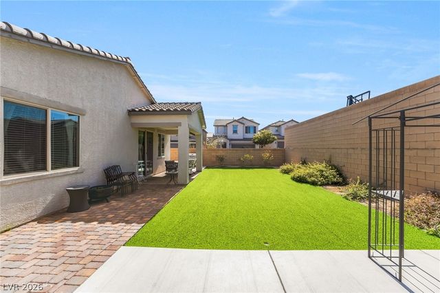 9125 Deer Grove Court, Las Vegas, NV 89113