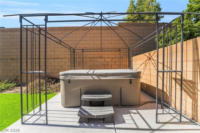 9125 Deer Grove Court, Las Vegas, NV 89113