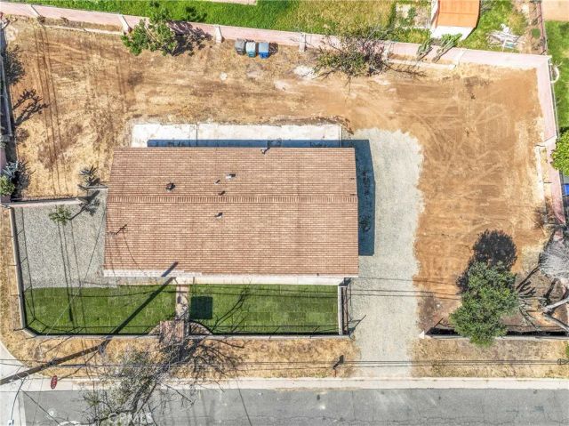 5610 Lewis, Riverside, CA 92503