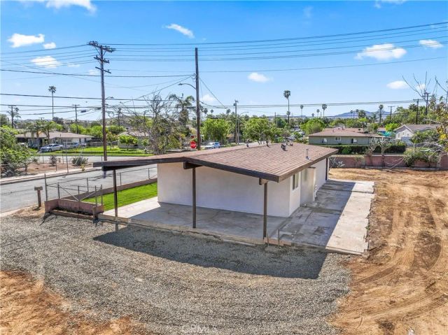5610 Lewis, Riverside, CA 92503