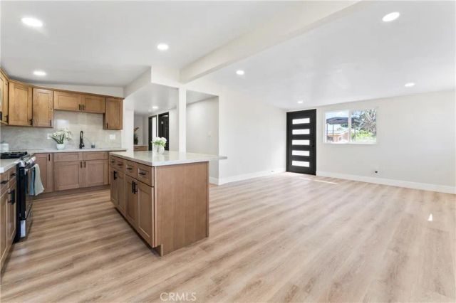 5610 Lewis, Riverside, CA 92503