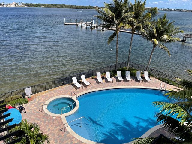 2700 N Federal Hwy 407, Boynton Beach, FL 33435