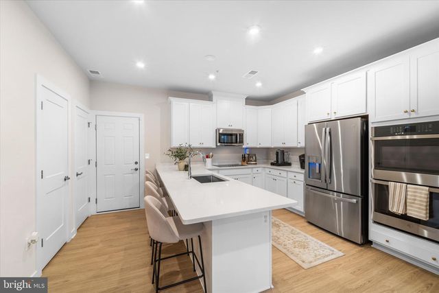 203 PARK CENTRAL TER, Manassas, VA 20111