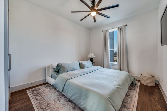 712 Rainwater Road 7, Dallas, TX 75218