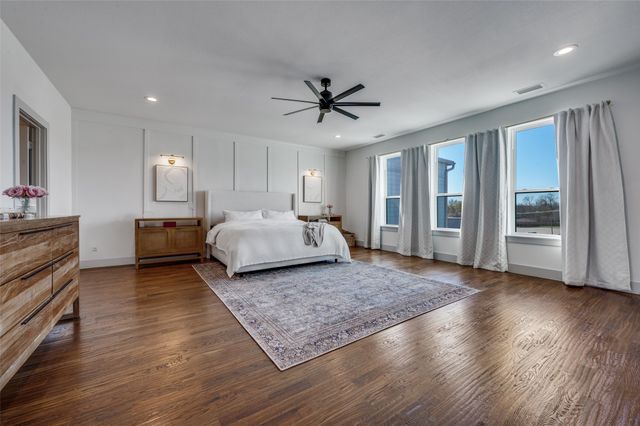 712 Rainwater Road 7, Dallas, TX 75218