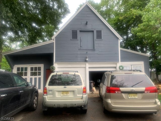 315 N Arlington Ave, East Orange City, NJ 07017