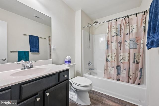 228 KIPPEN DR, Williamstown, NJ 08094