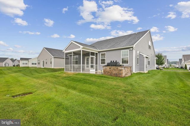 228 KIPPEN DR, Williamstown, NJ 08094