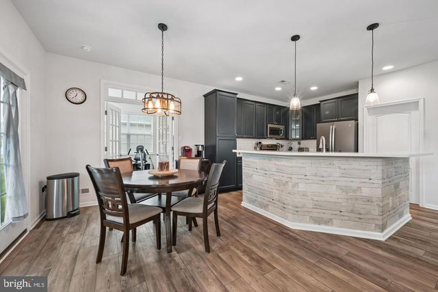 228 KIPPEN DR, Williamstown, NJ 08094