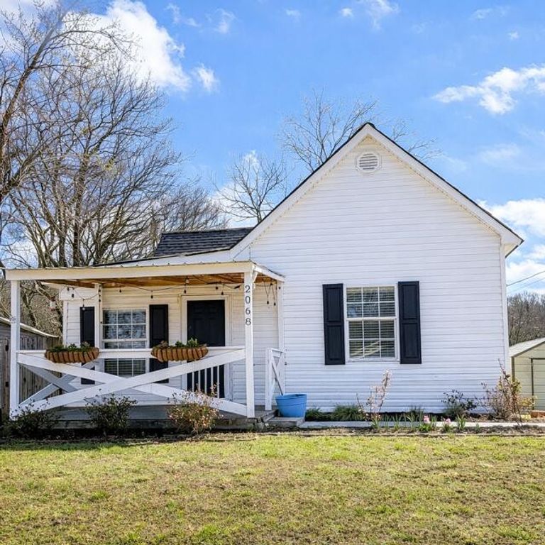 2068 Market Street, Dayton, TN 37321