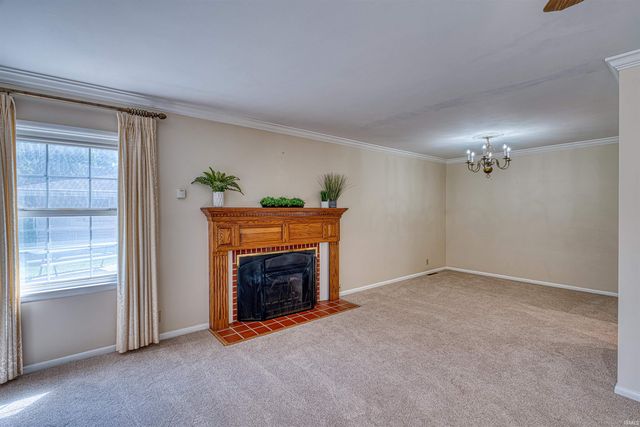 7001 Monroe Avenue, Evansville, IN 47715