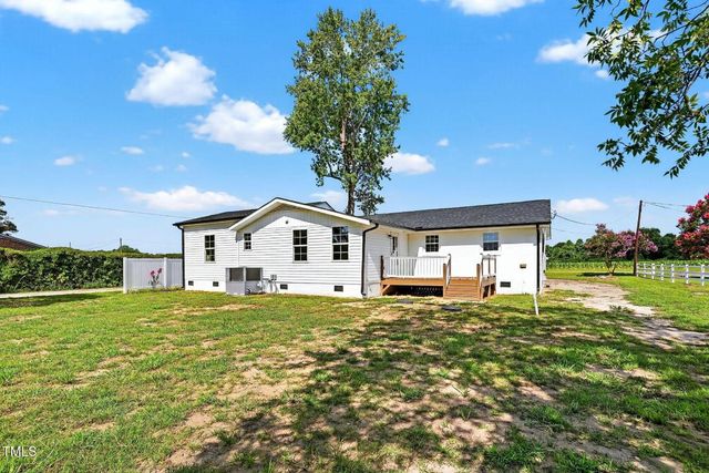 6715 Princeton Kenly Road, Princeton, NC 27569