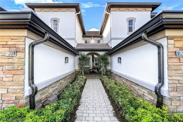 9509 Ironstone TER 201, Naples, FL 34120