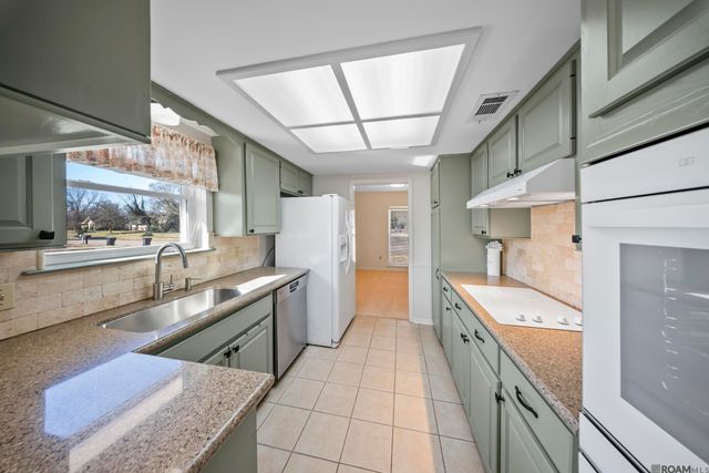 3147 Lake Forest Park Ave, Baton Rouge, LA 70816