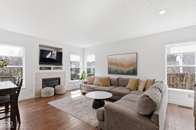 14211 Monarchy Lane, Fishers, IN 46037