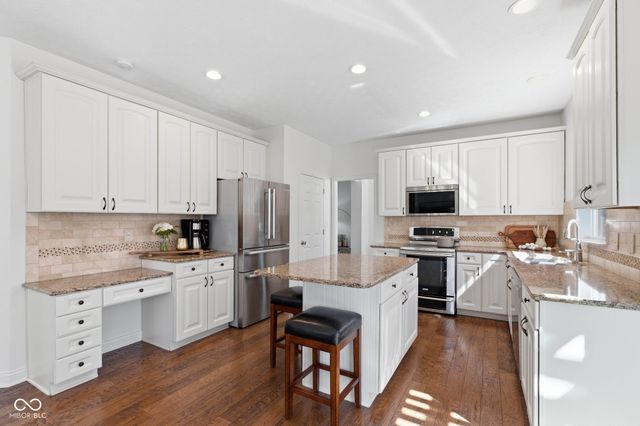 14211 Monarchy Lane, Fishers, IN 46037