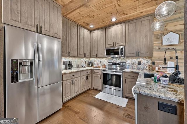 93 Trails End, Epworth, GA 30541